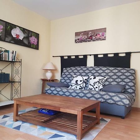Charmante Maisonnette 2 Personnes Avec Wifi Surgeres Ngoại thất bức ảnh