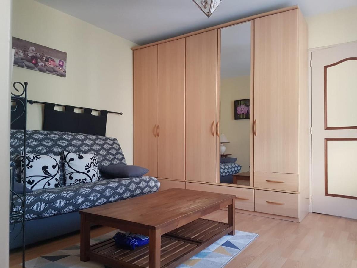 Charmante Maisonnette 2 Personnes Avec Wifi Surgeres Ngoại thất bức ảnh